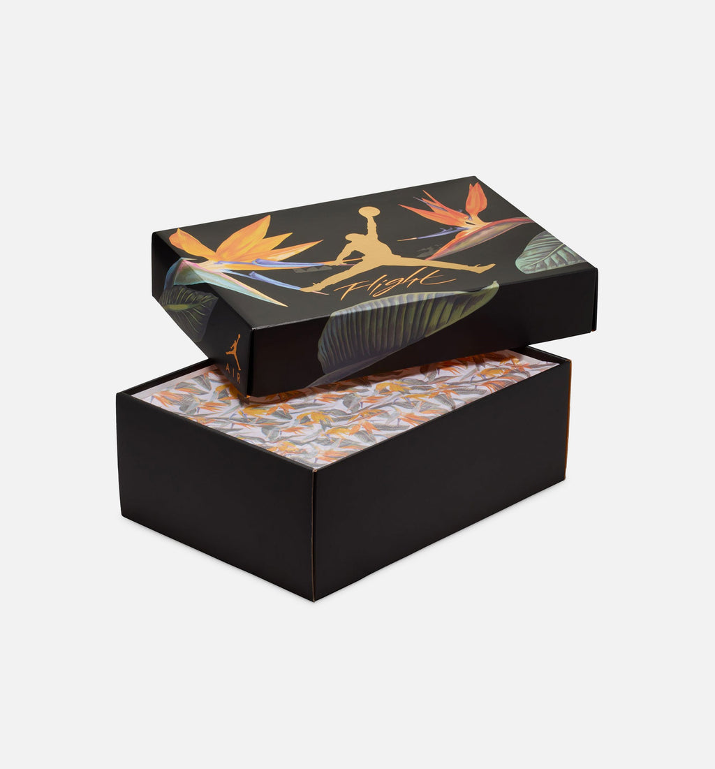 Air Jordan 4 Retro Birds of Paradise Women's Lifestyle Shoe - Coconut Milk/Metallic Gold/Muslin/Bright Mango/Sundial/Black