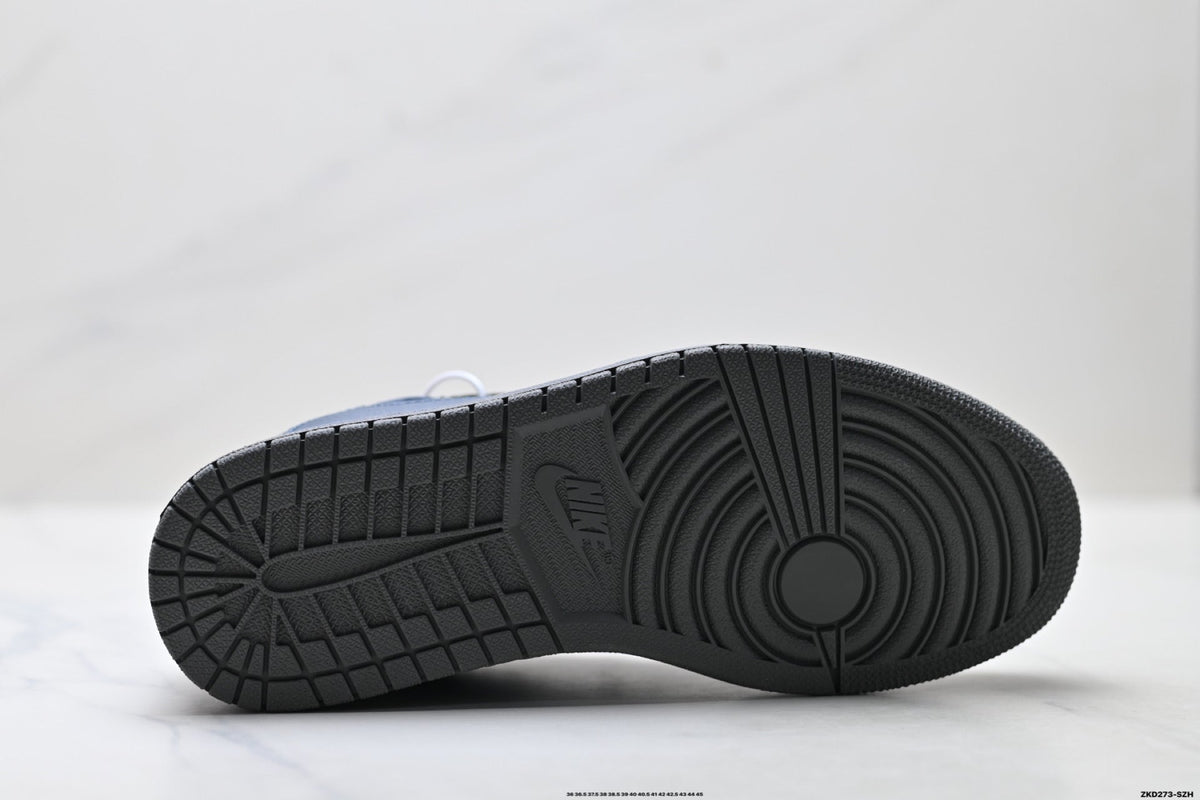 Nike Low-Top Sneakers Navy Gray Unisex Style 24